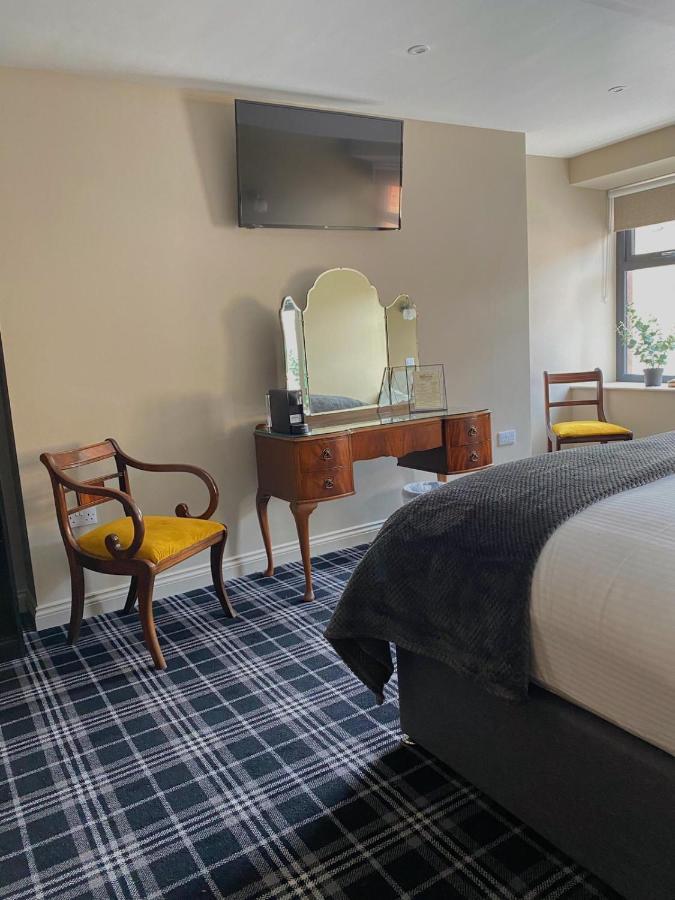 The Lounge Hotel & Bar بنريث المظهر الخارجي الصورة