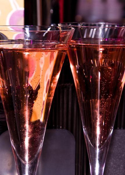 The Lounge Hotel & Bar بنريث المظهر الخارجي الصورة